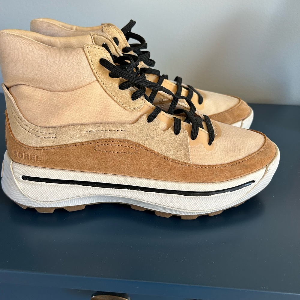 Sorel ONA 503 Mid High Top  Winter Boots size 7